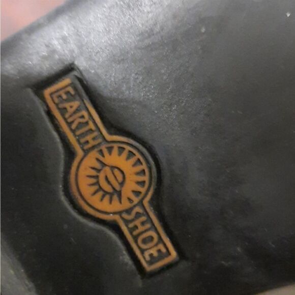 Earth Shoes 24 HOUR COMFORT Pipe Comfort Shoes - Picture 10 of 11